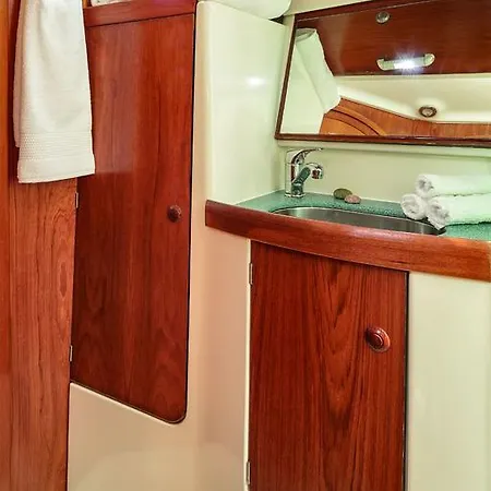 Bateau-hôtel Sail&b Cagliari